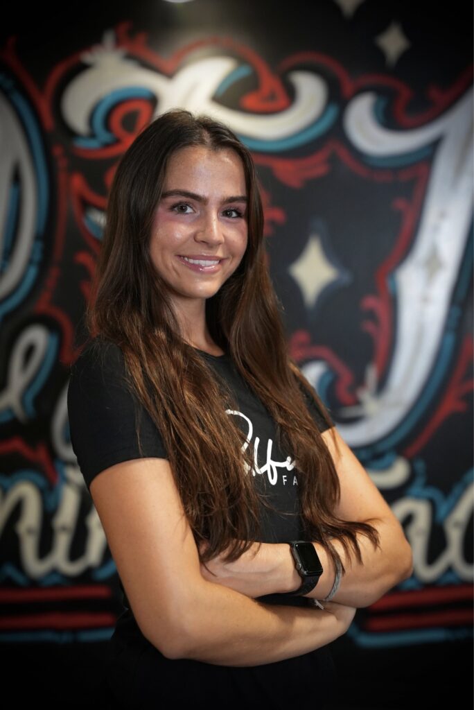 Dacey Perez — personal trainer in Del Mar